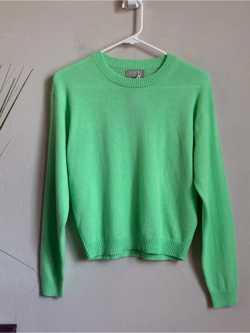 NWT J.Crew 100% Cashmere Crewneck Sweater Pistachio Green XS
